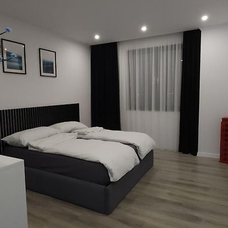 Durres City Apartment, City Center & Close To The Beach Luaran gambar