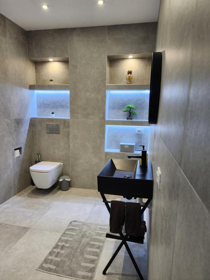 Durres City Apartment, City Center & Close To The Beach Luaran gambar